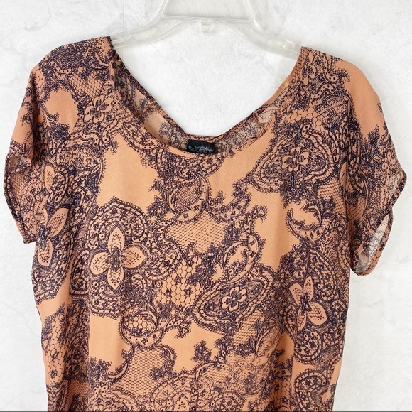 [Daytrip] Paisley Patter Printed Lightweight Blouse - Picture 2 of 4